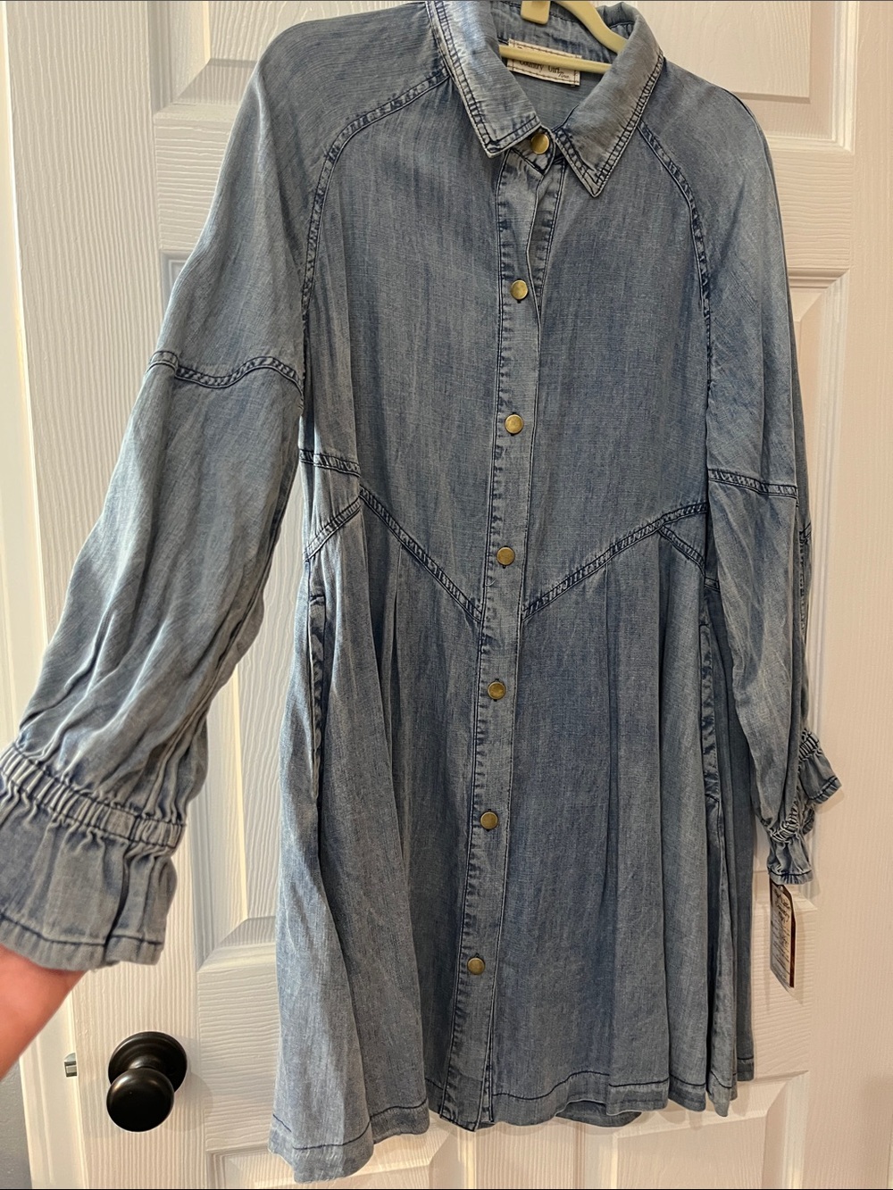 Light Blue Denim Button-Front Long-Sleeve Tunic Dress